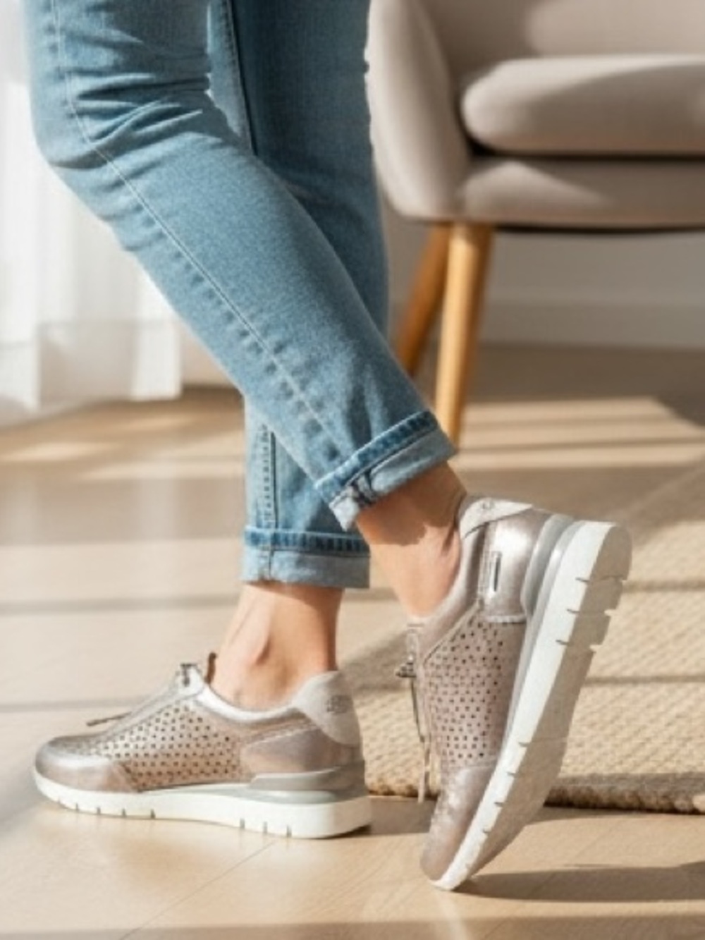 Pikolinos Cantabria W4R Perforated Leather Sneakers in Stone EUR 42 US 11.5 NIB